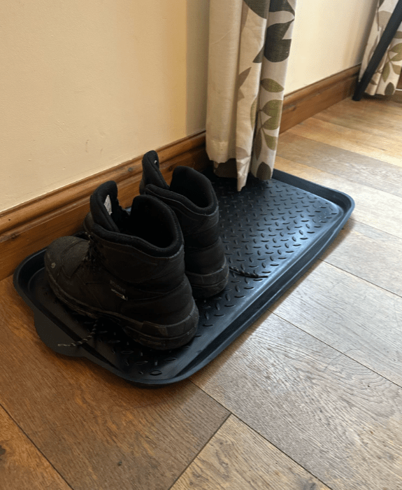 Shoe Tray for Muddy Boots